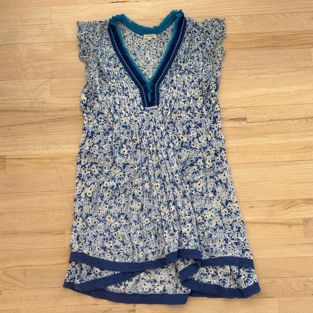 EUC Poupette St. Barth Sasha vneck mini dress, Blue Floral, M
